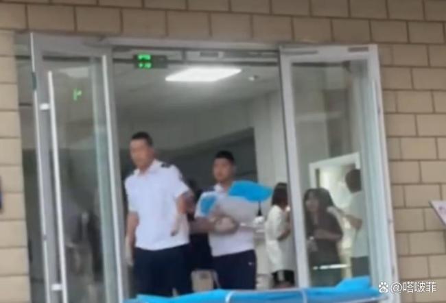 妇联回应大二女生在学校宿舍分娩 校园意外引热议